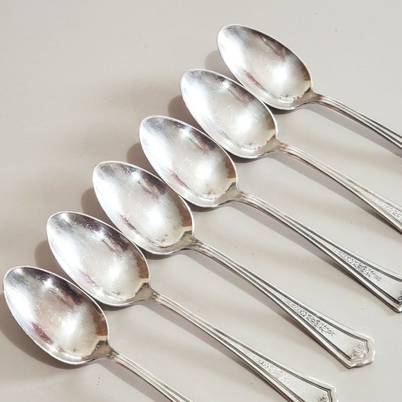6 Vintage Manor A1 by R & B International Silver Silverplate Teaspoons 1923 - Picture 4 of 11